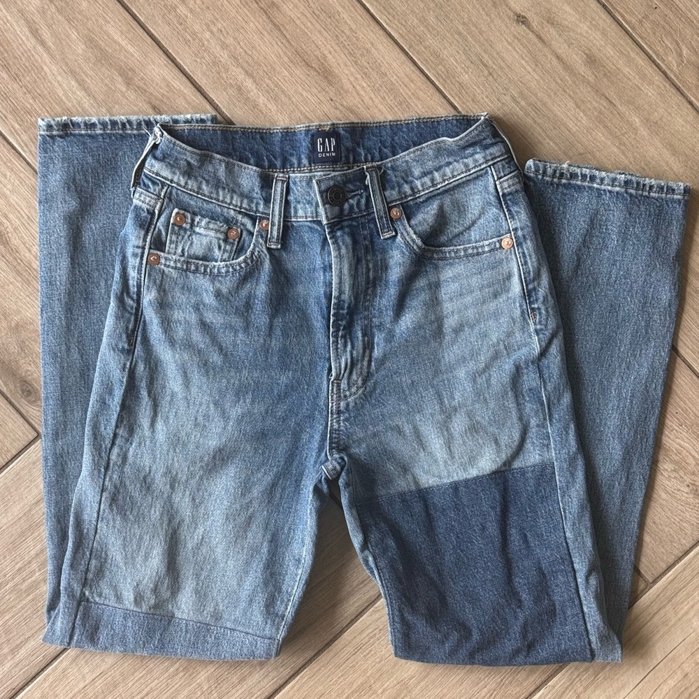GAP 00/24 Women’s patchwork high rise cheeky straight leg jeans